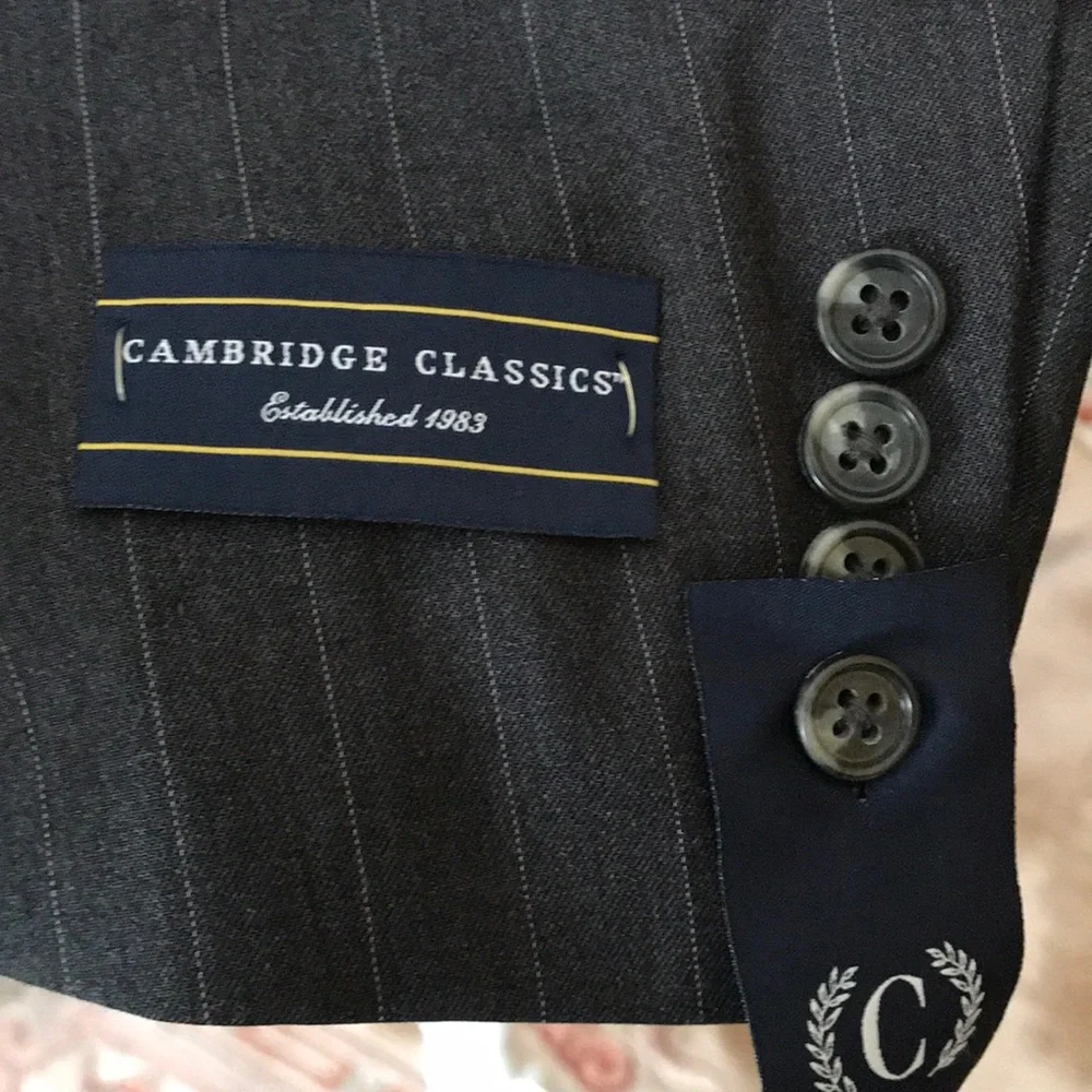 Cambridge Classics Single Breasted Gray Pinstripe Blazer Suit Jacket Size 40R
